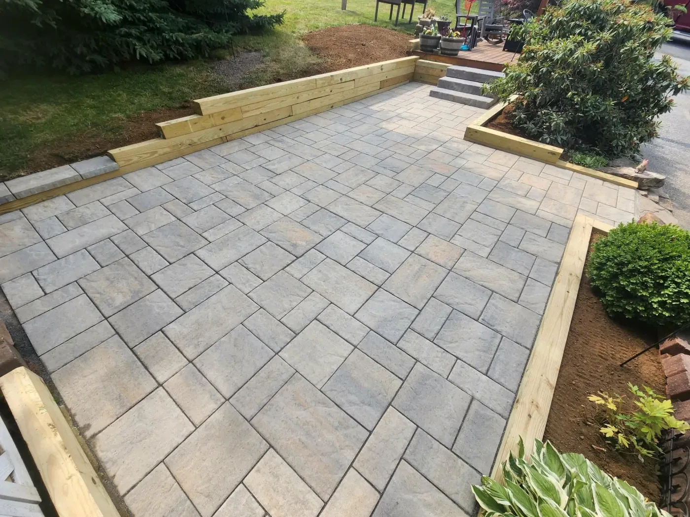 Paver patio installation in Ashland PA by KDI Hardscapes